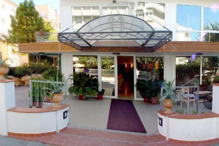 Hotel 16 of 22