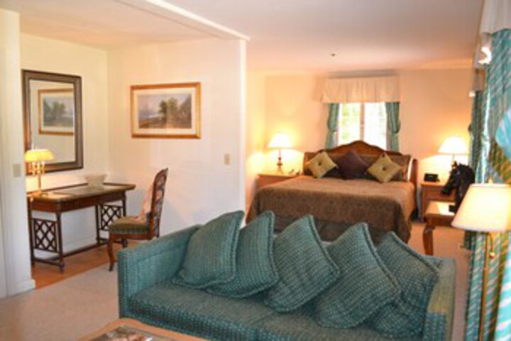 Room 34 of 46