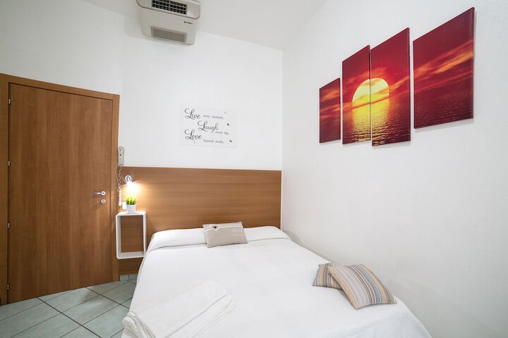 Room 34 of 36