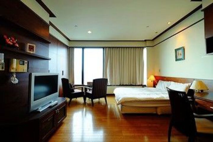 Room 8 of 39