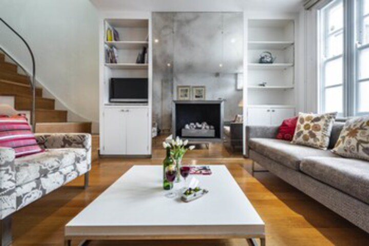 Room 15 of 27