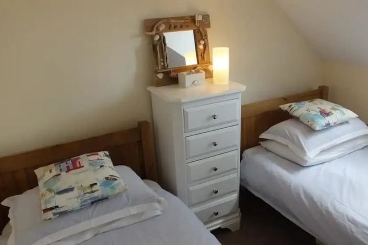 Room 3 of 15