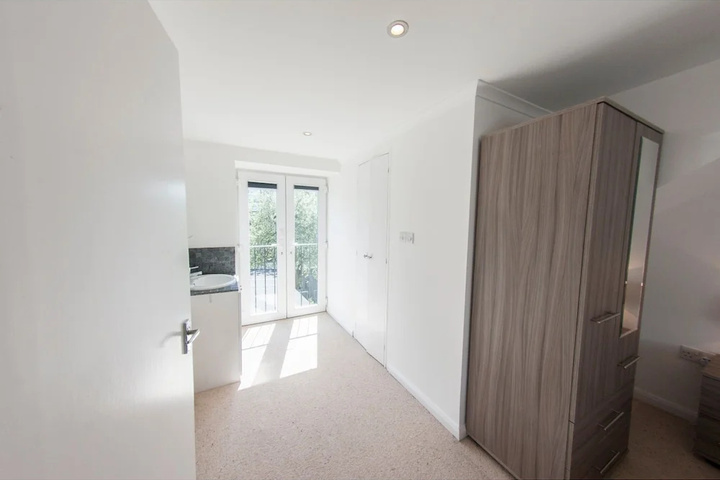 Room 2 of 12