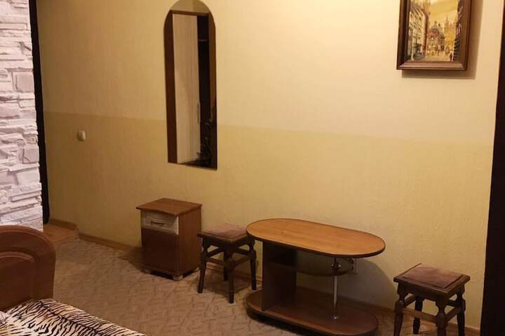 Room 32 of 60