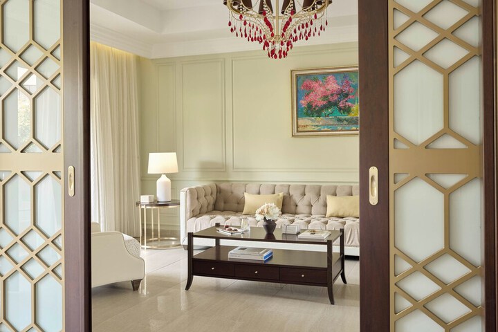 Room 55 of 400
