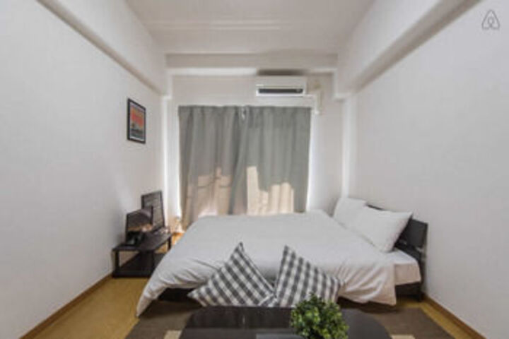 Room 48 of 182