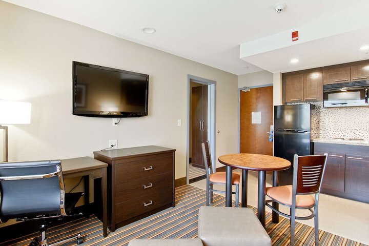 Room 8 of 53