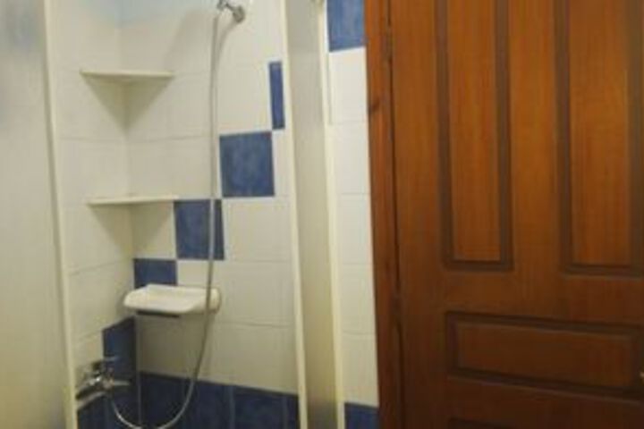 Room 5 of 48