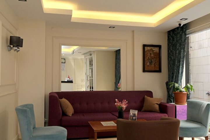 Hotel Lobby