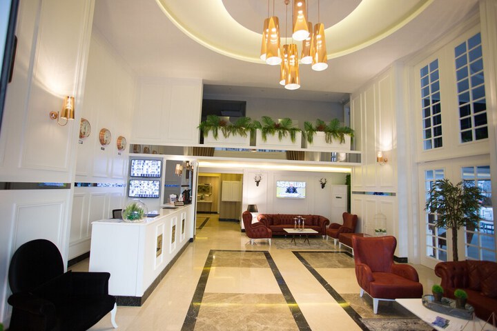 Guest Lobby