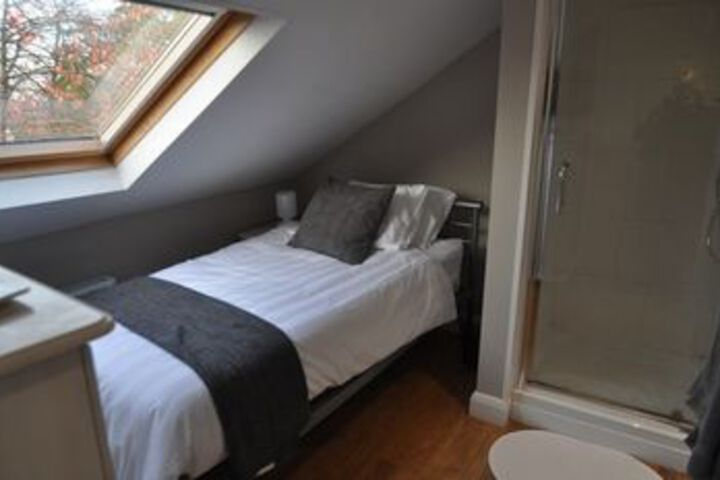 Room 40 of 60
