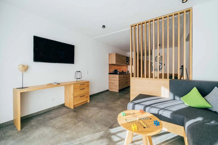 Room 28 of 135