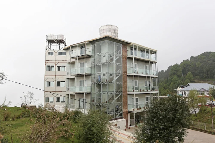 OYO 7024 Hotel Vakratunda