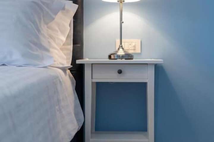 Room 15 of 36
