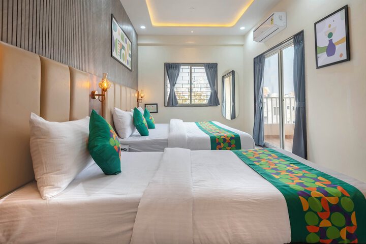 Room 21 of 49