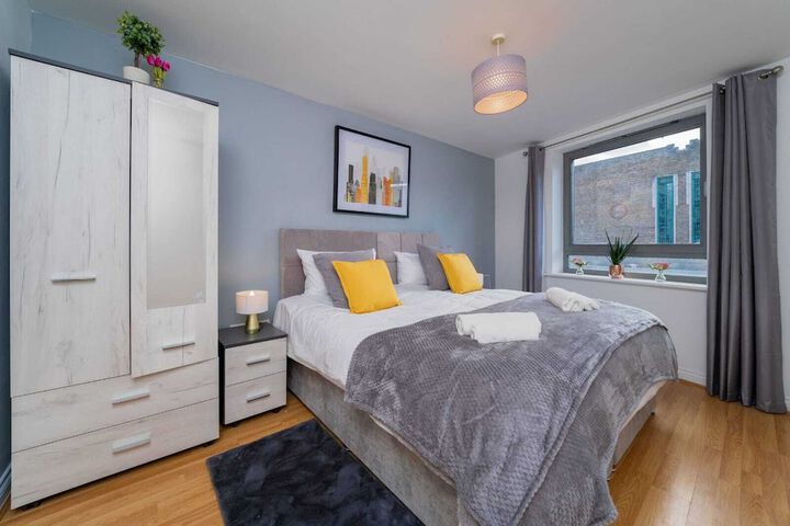 Room 2 of 15