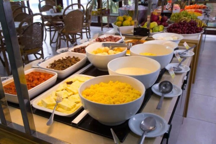 Dining 89 of 110