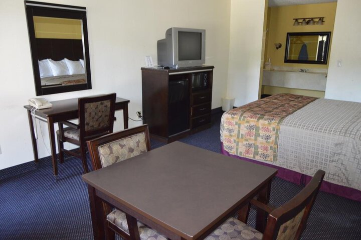 Photo 6