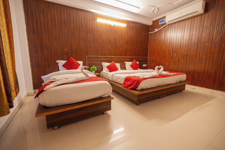Room 29 of 37