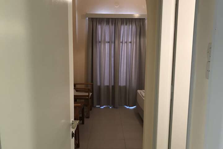 Room 14 of 24
