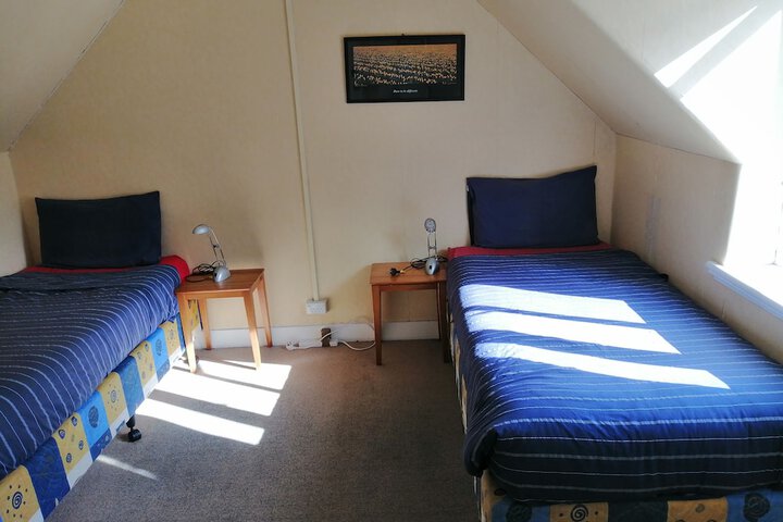 Room 16 of 62