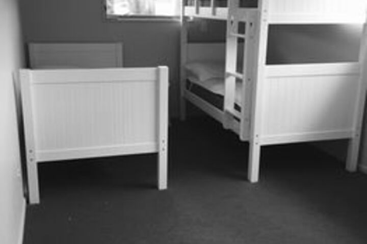 Room 6 of 17