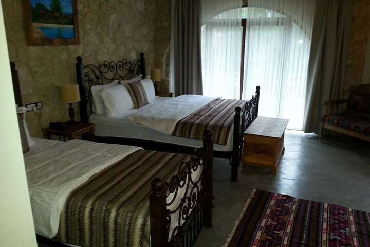 Room 3 of 31