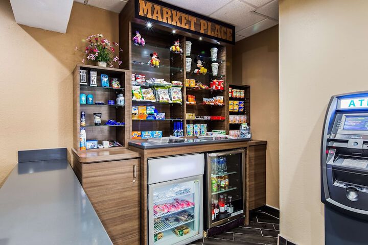 Snack bar