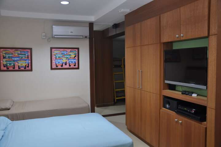 Room 4 of 43