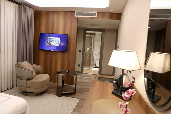 Room 19 of 43