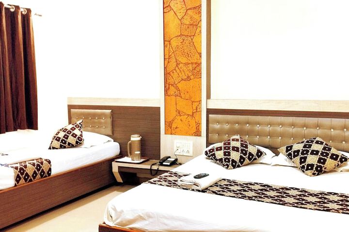 Room 14 of 31