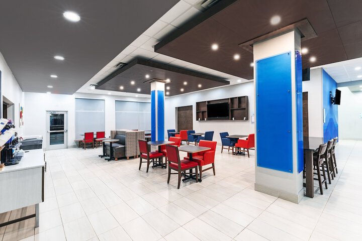 Breakfast/Coffee Service 23 of 26