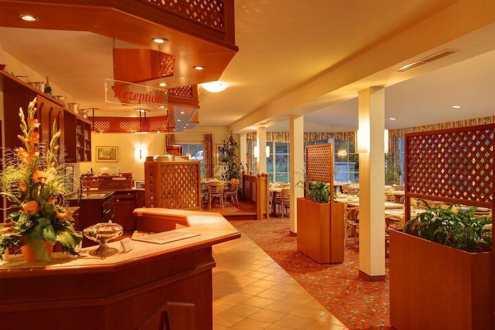 Guest Lobby