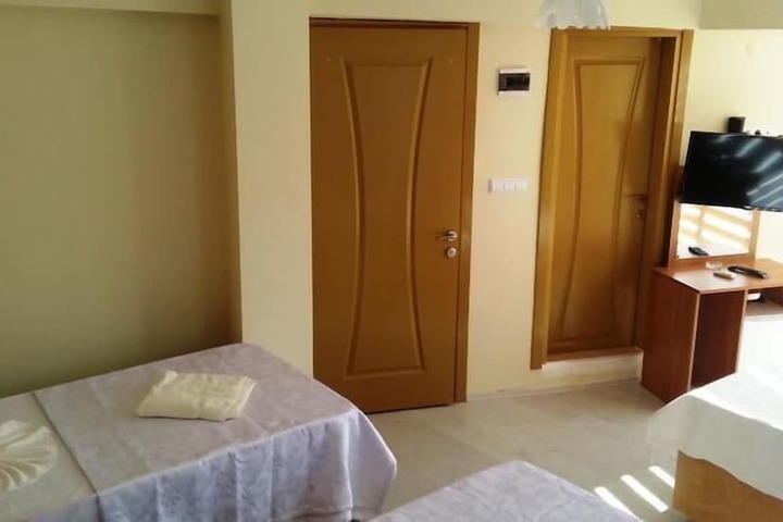 Room 15 of 21