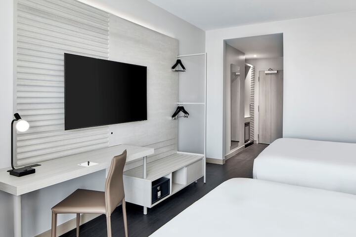 Room 21 of 85