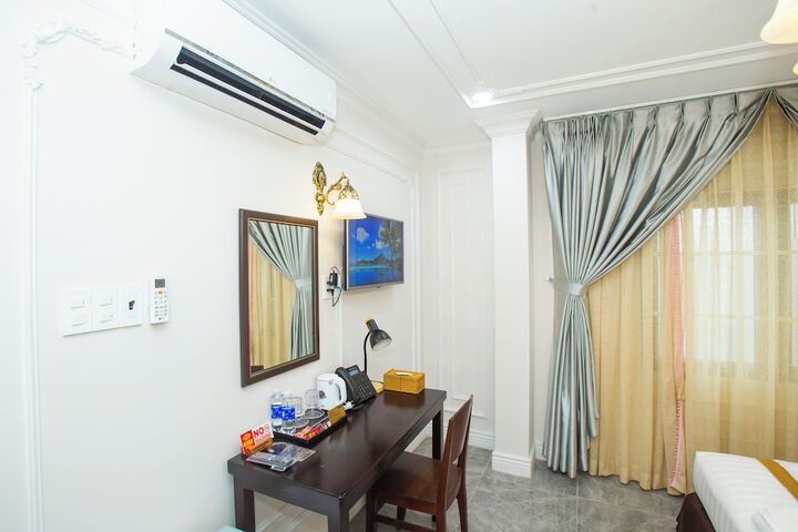 Room 21 of 307