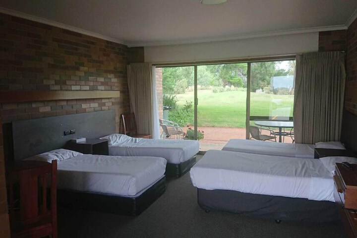 Room 6 of 21