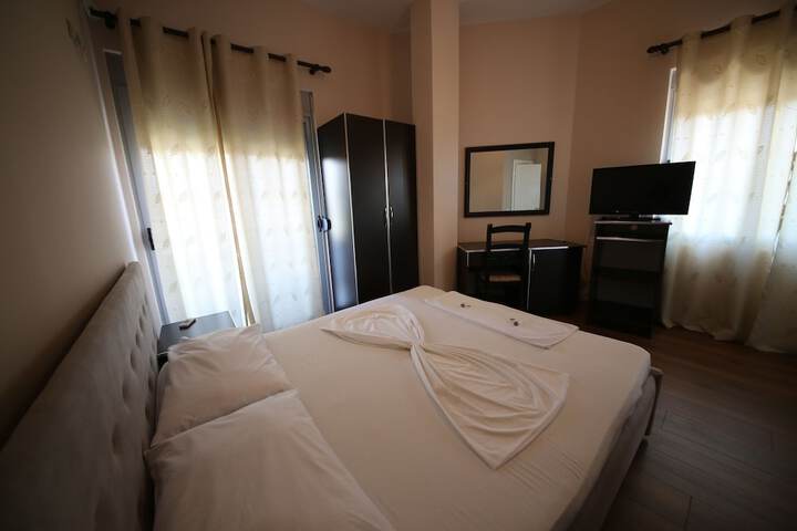 Room 9 of 45