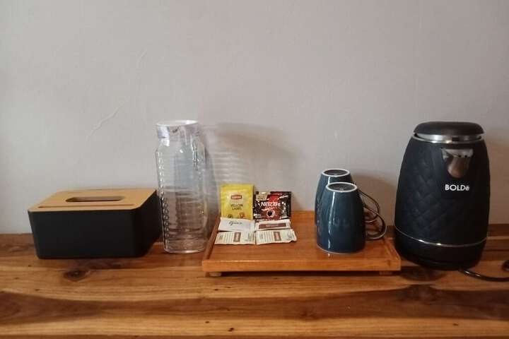 Breakfast/Coffee Service 8 of 24