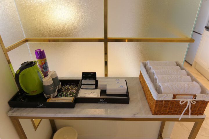 Room 178 of 190