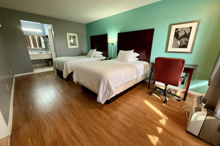 Room 34 of 79