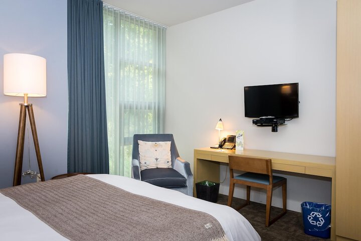Room 12 of 71