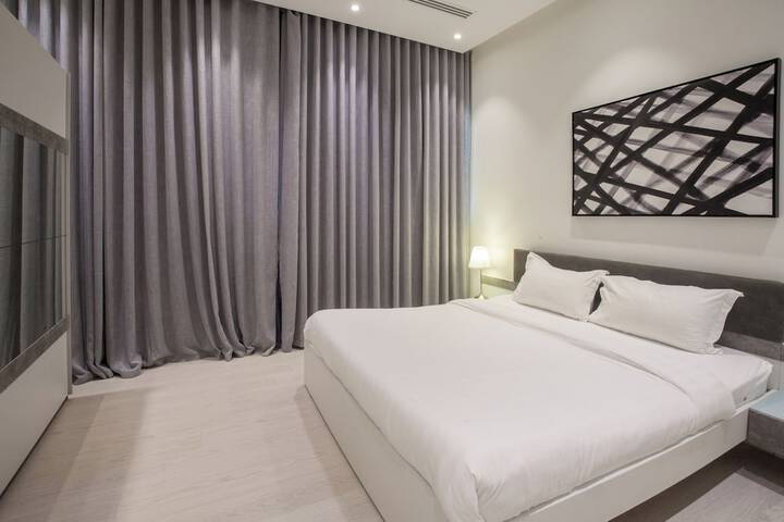 Room 15 of 42