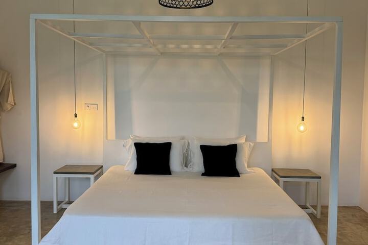 Room 15 of 66