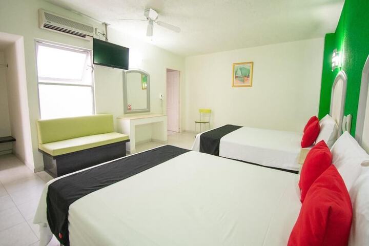 Room 15 of 28