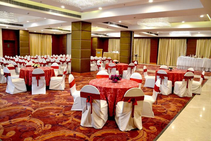 Ballroom/Hall 59 of 65