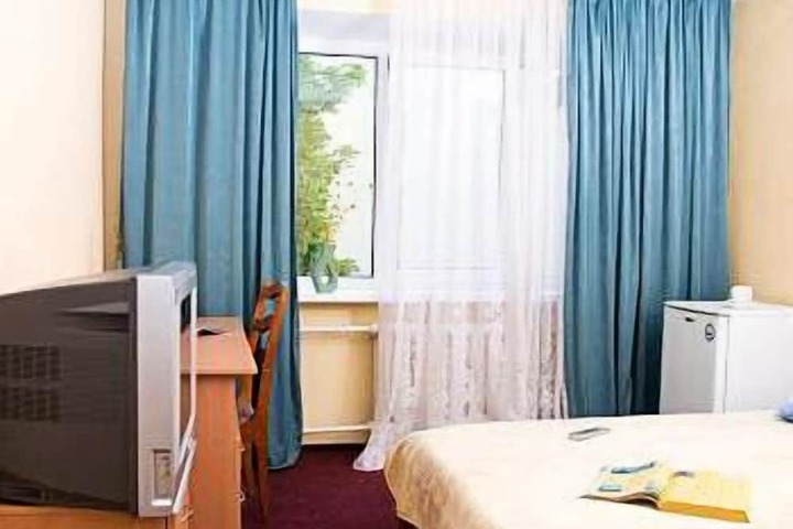 Room 30 of 46