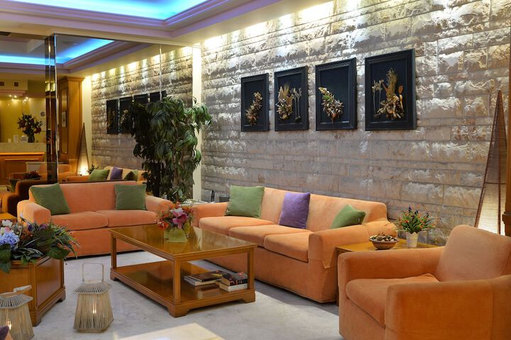 Hotel Lobby