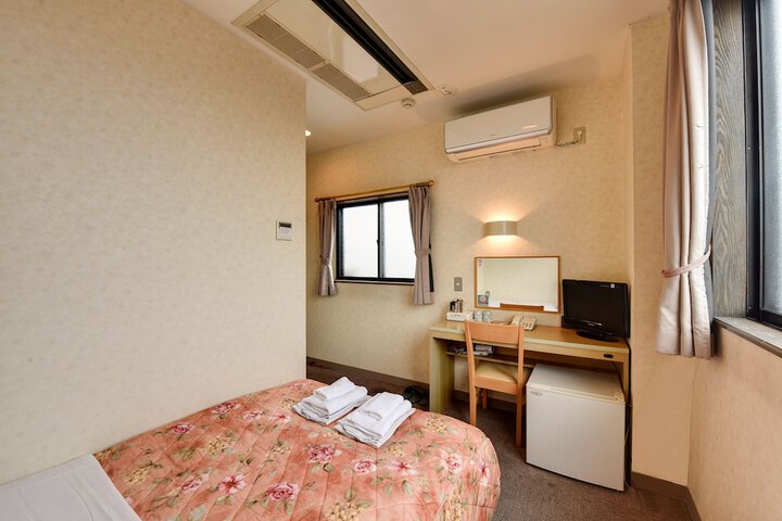 Room 14 of 70