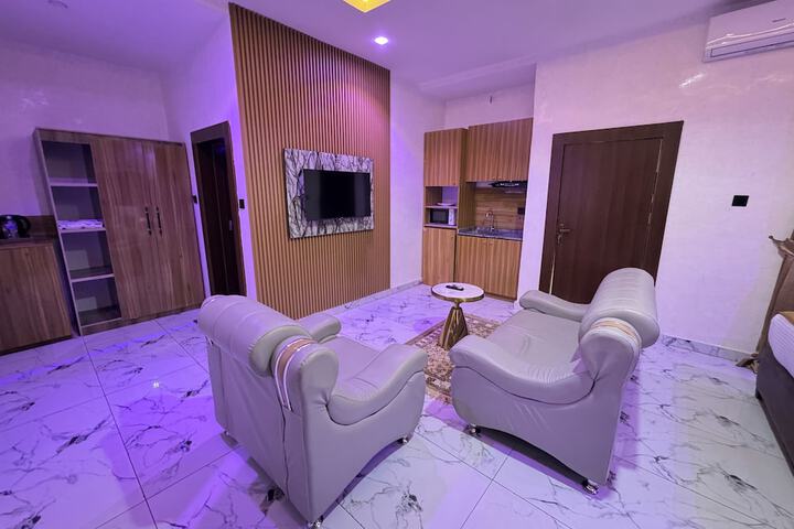 Room 22 of 43